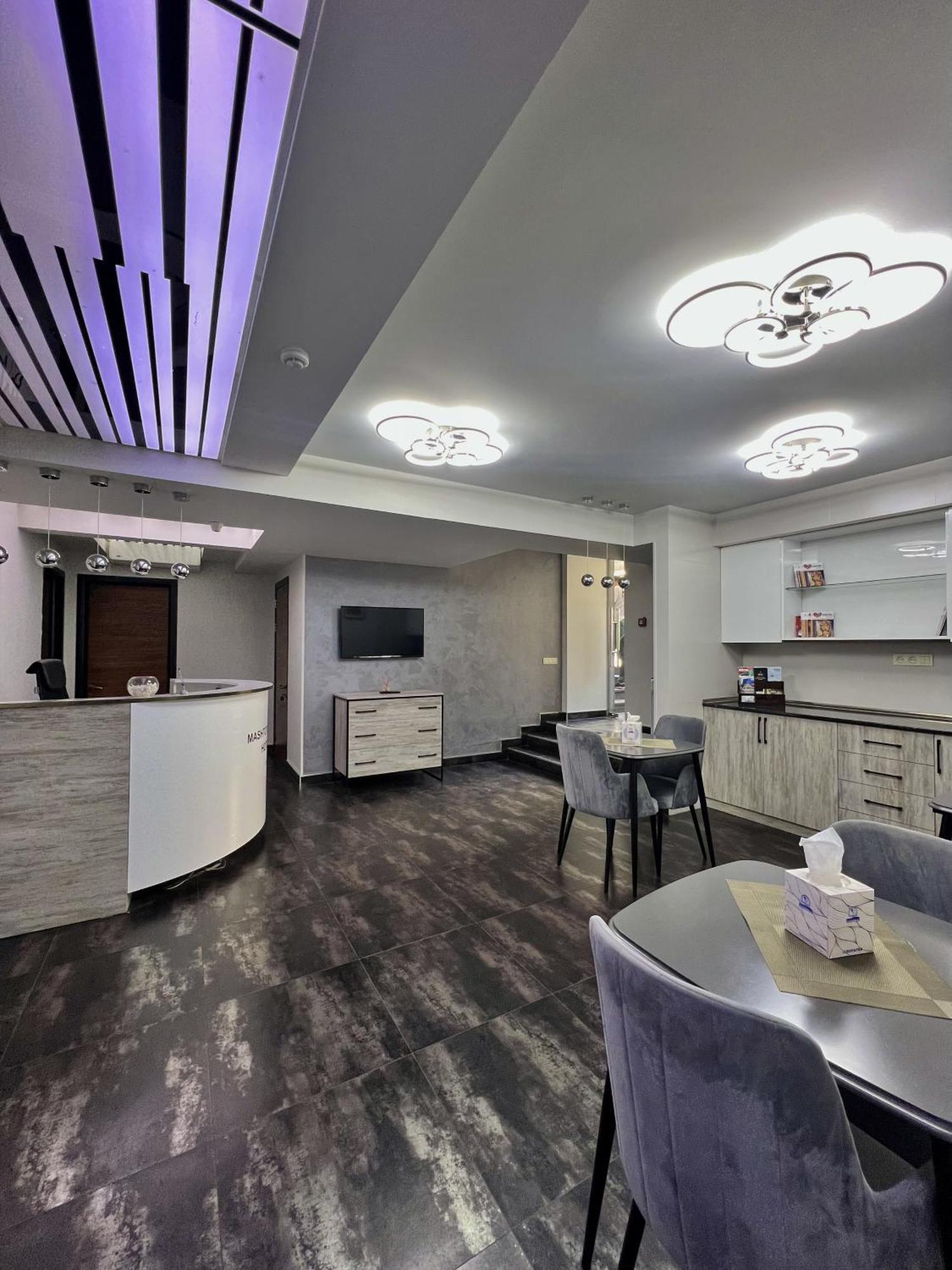 Mashtots Hotel Γιερεβάν Εξωτερικό φωτογραφία