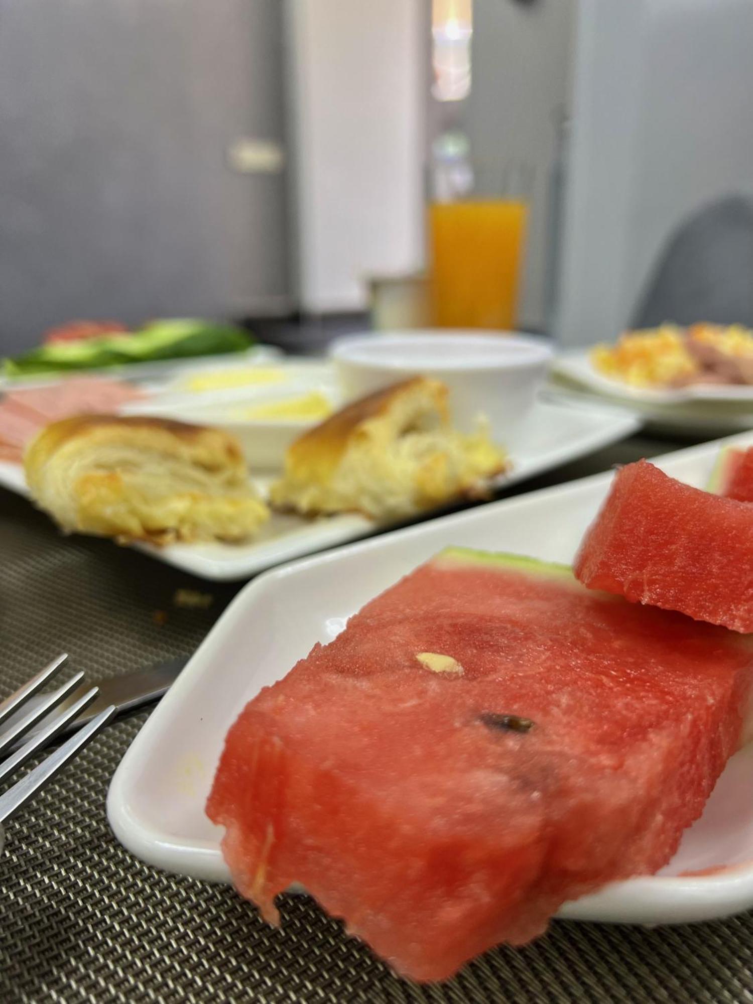 Mashtots Hotel Γιερεβάν Εξωτερικό φωτογραφία